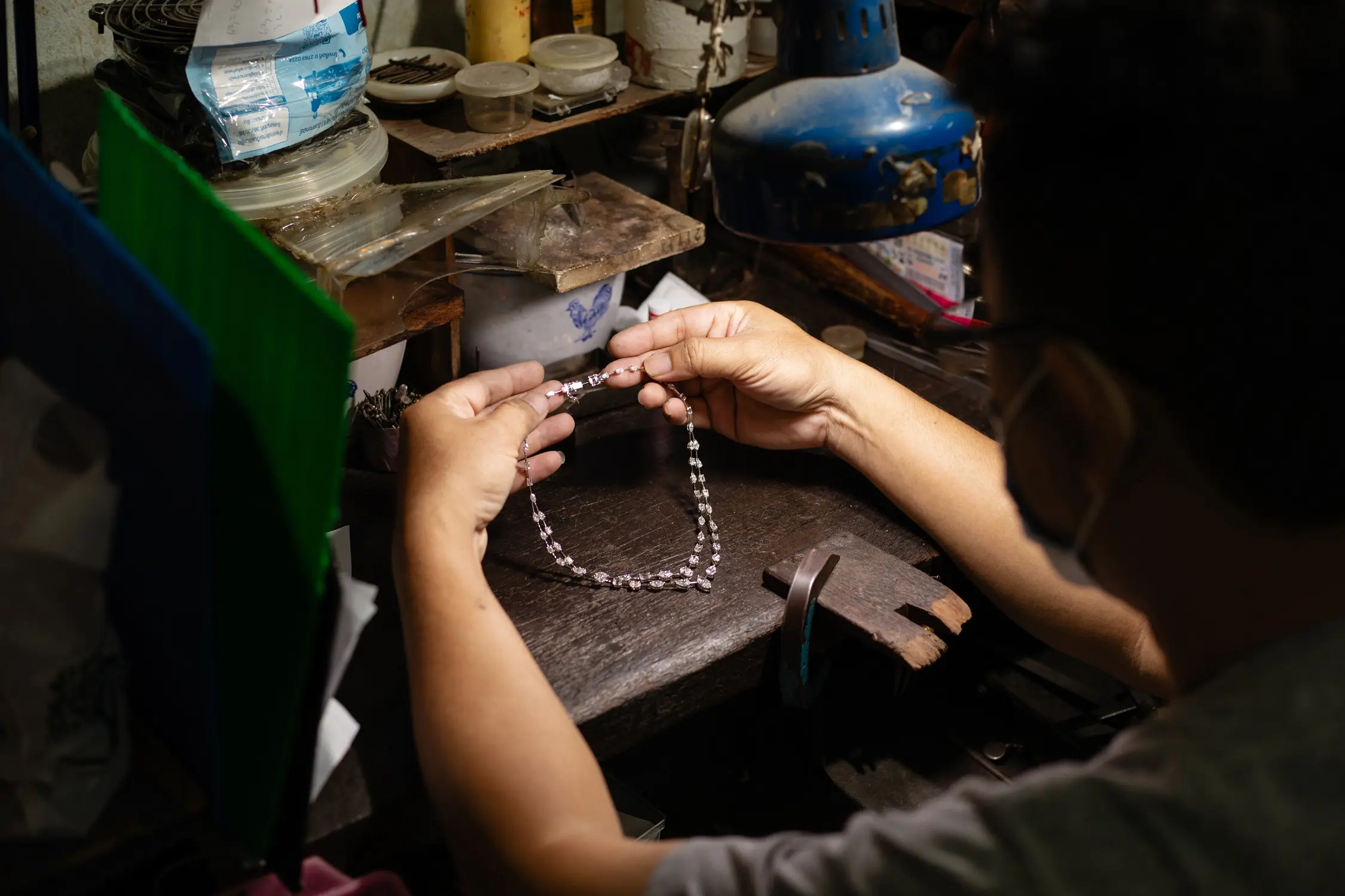 Custom jewellery handcrafted Bangkok Jay Gems bespoke