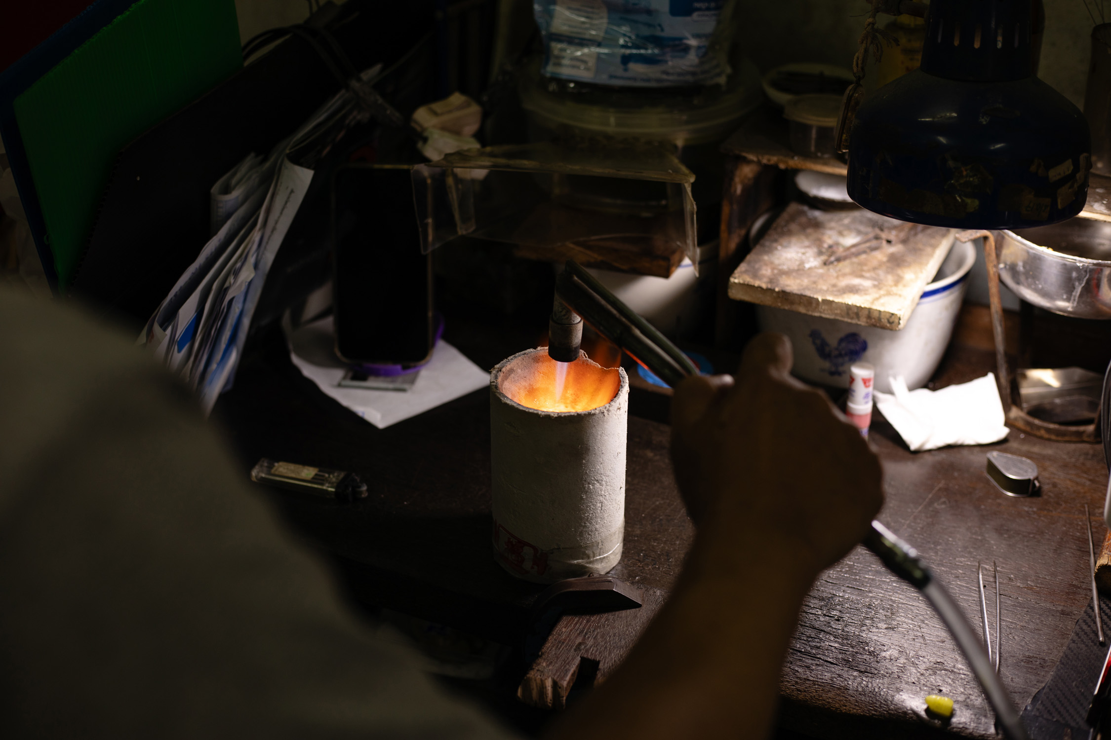 Jay Gems jewellery manufacturing Bangkok craftsman at work in atelier