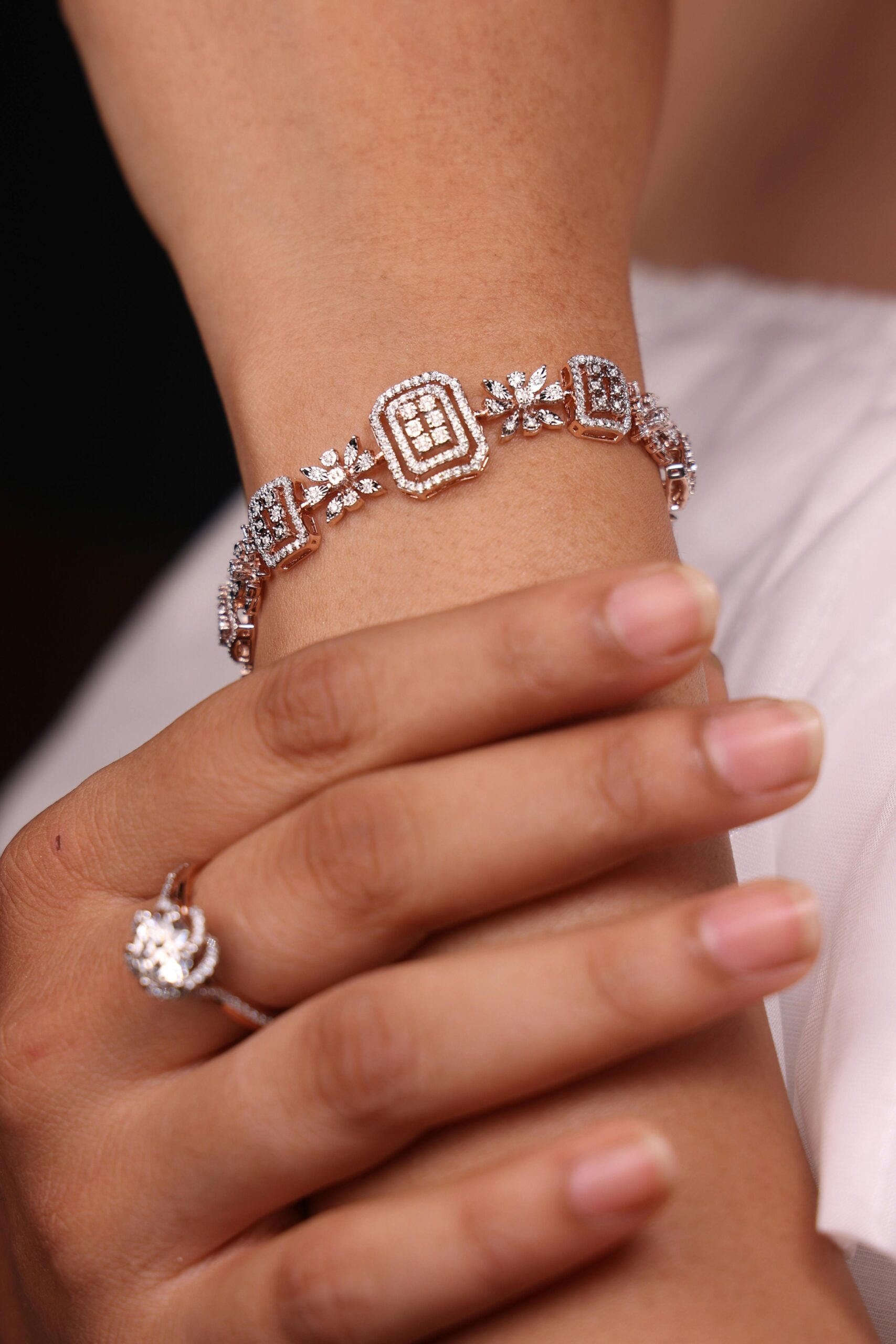 Custom art deco style diamond bracelet Jay Gems Bangkok